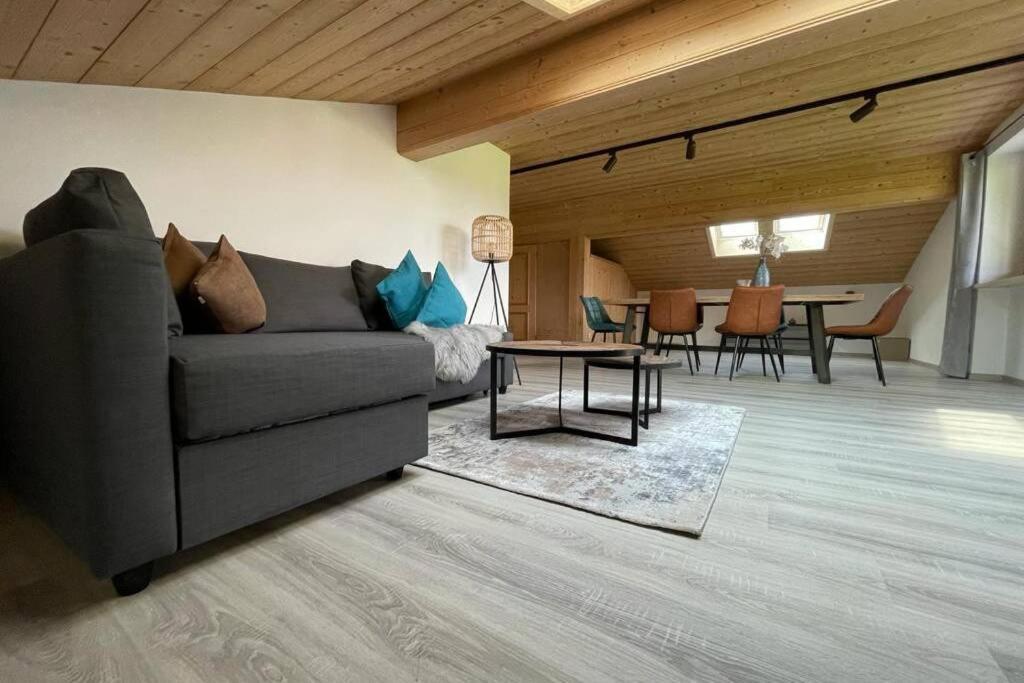 Gemuetliche Ferienwohnung Im Dg Am Tegernsee - Bergblick, Ruhe & Ganz Viel Platz باد ويسي المظهر الخارجي الصورة